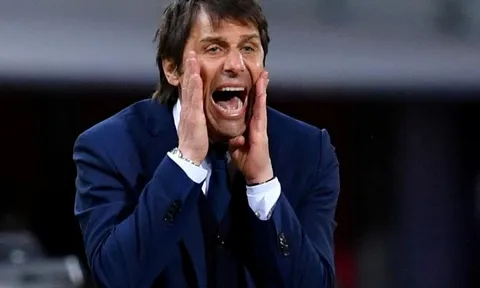 "Conte đã chờ đợi cho đến giây phút cuối cùng"
