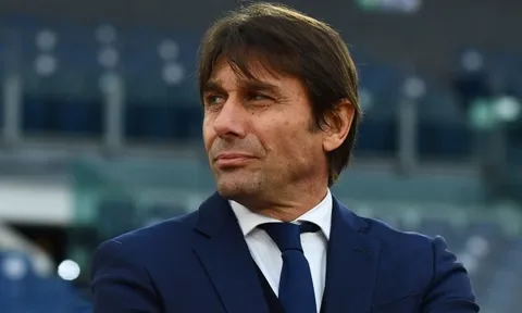 Những bình luận của Conte có thể là tin tốt cho Van de Beek