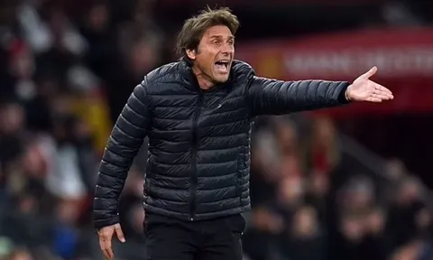 Thua M.U, Conte nhắc đến Arsenal - Chelsea