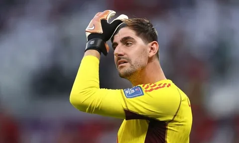 Courtois thành tội đồ trong trận thua của tuyển Bỉ