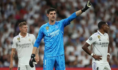 Courtois tổn thương khi thủng lưới 4 lần trước Man City