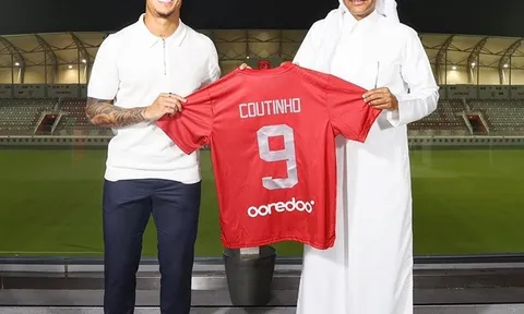 CHÍNH THỨC! Coutinho ra mắt đội bóng mới