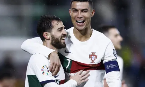 "Ronaldo là cầu thủ độc nhất vô nhị trên thế giới"