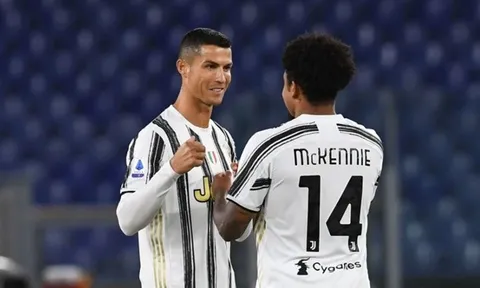 Ronaldo tiết lộ đôi chân 1 tỷ euro cho tân binh Leeds United