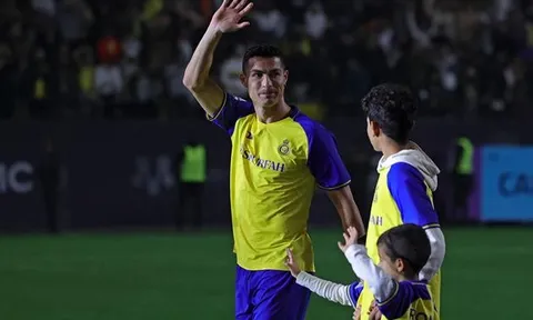Cristiano Ronaldo đưa ra yêu cầu chuyển nhượng đầu tiên tại Al-Nassr