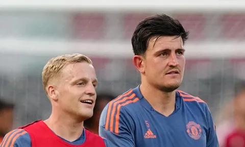 NÓNG! Rõ Maguire, Van de Beek; Cầu thủ tiếp theo rời OTF