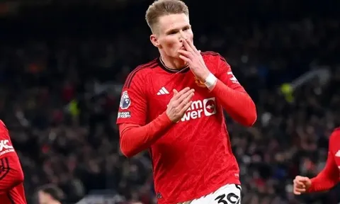 Huyền thoại Scotland mách nước cho M.U cách đánh bại Bayern