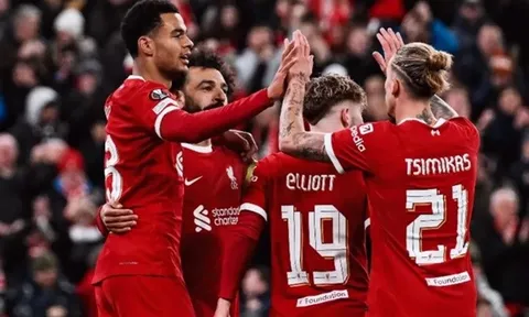 Cú đúp hình thành "họng pháo 5 nòng" của Liverpool