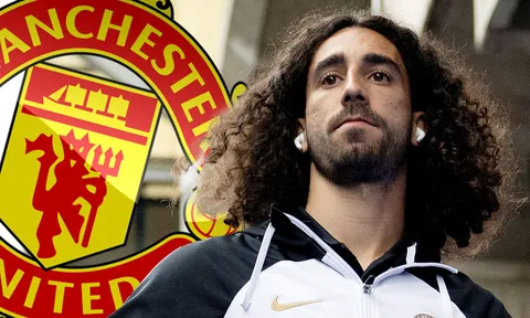 Cucurella không chịu nổi áp lực tại Old Trafford