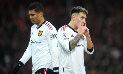 Cuộc chiến top 4 gay cấn ở Premier League
