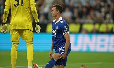 Cuộc đua trụ hạng Premier League kịch tính đến vòng đấu cuối