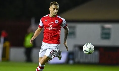 Sheffield United khiến M.U ôm hận