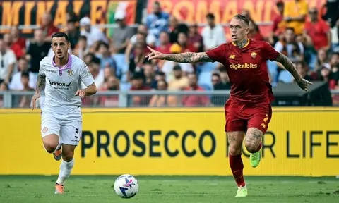 'Cừu đen' của Mourinho rời Roma