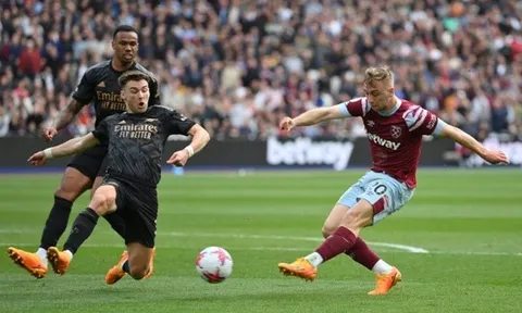 Cựu sao Arsenal đưa lời khuyên cho Tierney
