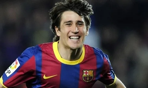 Cựu thần đồng Barca giải nghệ ở tuổi 32
