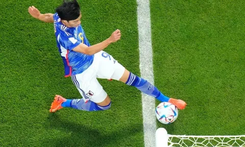 Cựu trọng tài Premier League nói thẳng về 'bàn thắng ma' của Nhật Bản