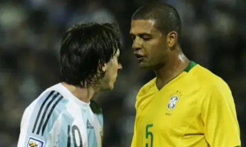 Cựu tuyển thủ Brazil: Messi ngày càng hay