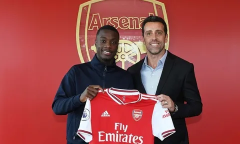 Whelan khuyên Arsenal tống khứ bản hợp đồng kỷ lục sang Newcastle