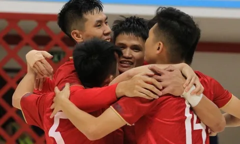 Đả bại Hàn Quốc, Việt Nam kết thúc vòng loại Futsal châu Á với thành tích toàn thắng