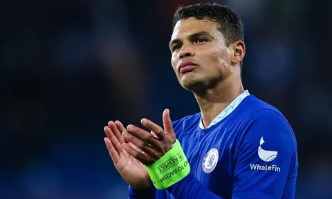 "Đá tảng" Chelsea thăng tiến, Pochettino không lo mất Thiago Silva