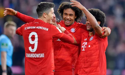 Đại chiến nảy lửa! Real và Barca tranh giành "quái thú 1m93" của Bayern