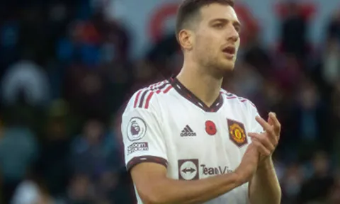 Tình trạng của Dalot ở World Cup khiến Ten Hag vừa mừng vừa lo