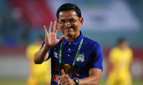 Dàn HLV 'khủng' có thể chia tay sau V-League 2022