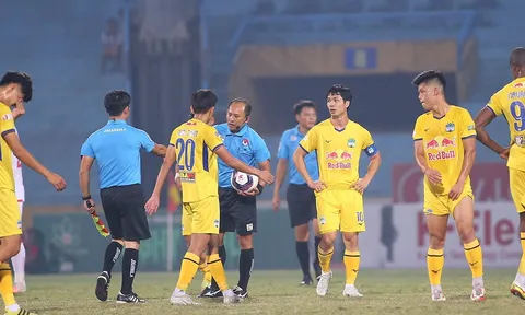 Dàn sao HAGL sắp tan đàn, xẻ nghé