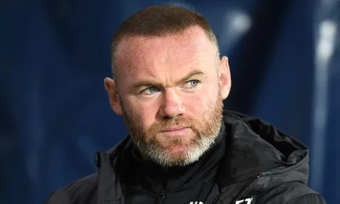 Dàn sao Man Utd đi ngược triết lý Sir Alex, khiến Rooney điên tiết