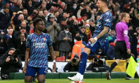 Dàn sao trẻ thăng hoa, Arsenal hủy diệt đối thủ
