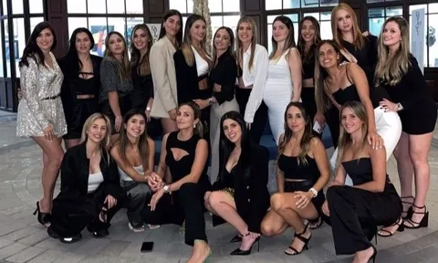 Dàn WAGs Argentina hứa xăm hình chung nếu Messi và đồng đội vô địch