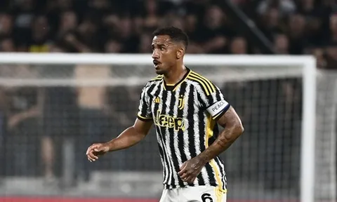 Phớt lờ Bayern, PSG, sao Brazil cam kết gắn bó với Juventus