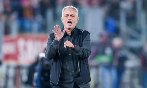 Dập tắt la ó, Mourinho gọi tên Varane - Casemiro