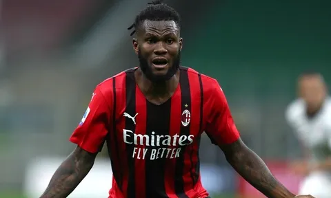 Đáp ứng lương khủng, PSG sẽ giành món hời trên TTCN
