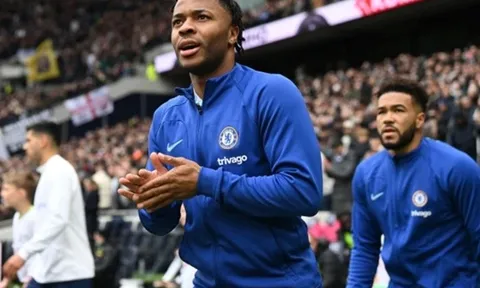 Mua Sterling, Arsenal vấp phải sự phản đối gay gắt