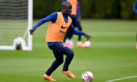 Đấu Man City, Chelsea vắng đến 8 trụ cột