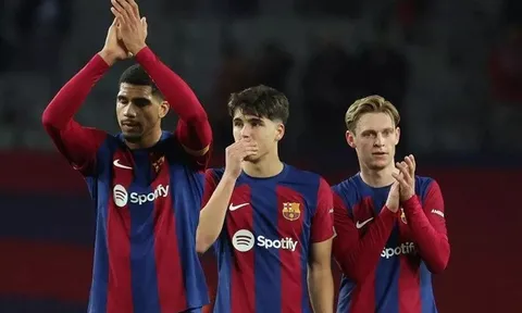 Đấu Napoli, Xavi cân nhắc quyết định táo bạo