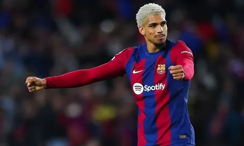 Đấu PSG, rủi ro rình rập Barca