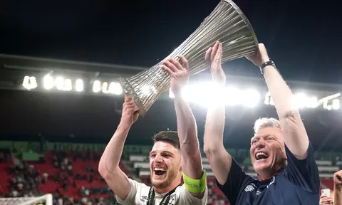 David Moyes: Điên rồ quá