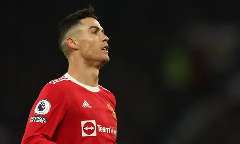 Sherringham: Ronaldo sẽ muốn có quyền quyết định ở Chelsea