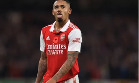 "Đó là một cú sốc lớn cho Arsenal"