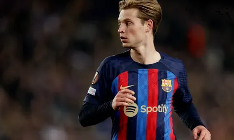 M.U rục rịch, Barca có động thái gây choáng với De Jong