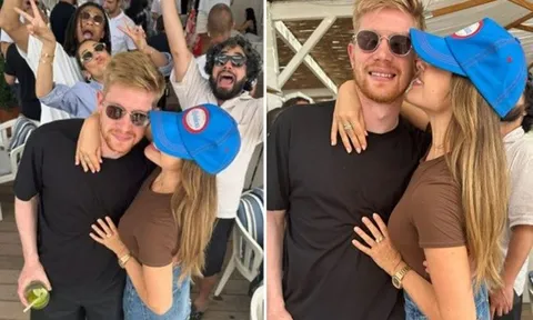 De Bruyne tận hưởng kỳ nghỉ, nhận nụ hôn nồng nhiệt từ vợ