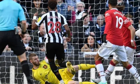 5 điểm nhấn Newcastle 2-0 Man Utd: Ván cược nghiệt ngã; Chích chòe hót vang