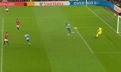 De Gea bị chỉ trích trong chiến thắng của MU