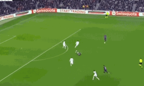 De Gea cứu thua khiến đối thủ ngỡ ngàng