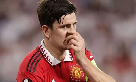 De Gea, Maguire cãi nhau trên sân