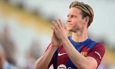 De Jong báo tin vui, nhưng Barca lại buồn