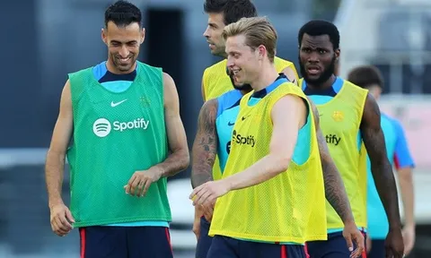 Xavi có kế hoạch táo bạo với De Jong