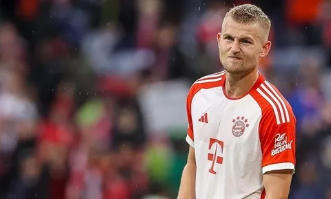 De Ligt thẳng thừng từ chối PSG
